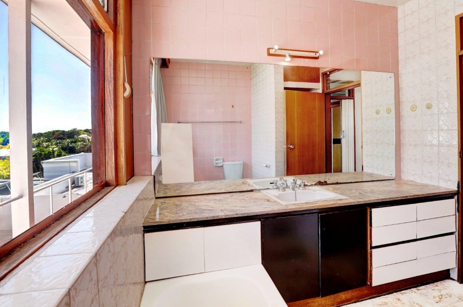 5 Bedroom Property for Sale in Welgemoed Western Cape